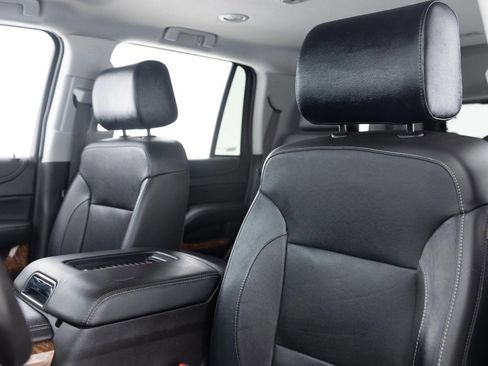 Used 2018 Chevrolet Tahoe Premier AWD/4WD image 26