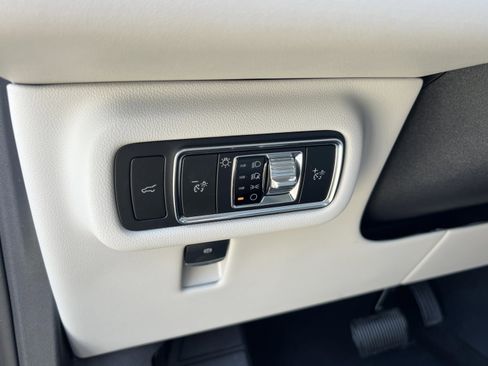 New 2026 Lincoln Nautilus Premier w/ Equipment Group 102A AWD/4WD image 13