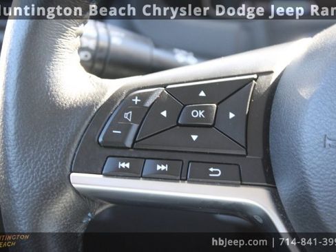 Used 2022 Nissan Leaf SV image 16