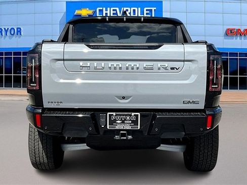 New 2025 GMC Hummer EV 3X image 4
