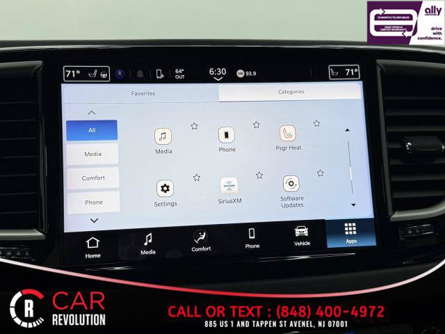 Used 2024 Chrysler Pacifica Touring-L FWD image 34