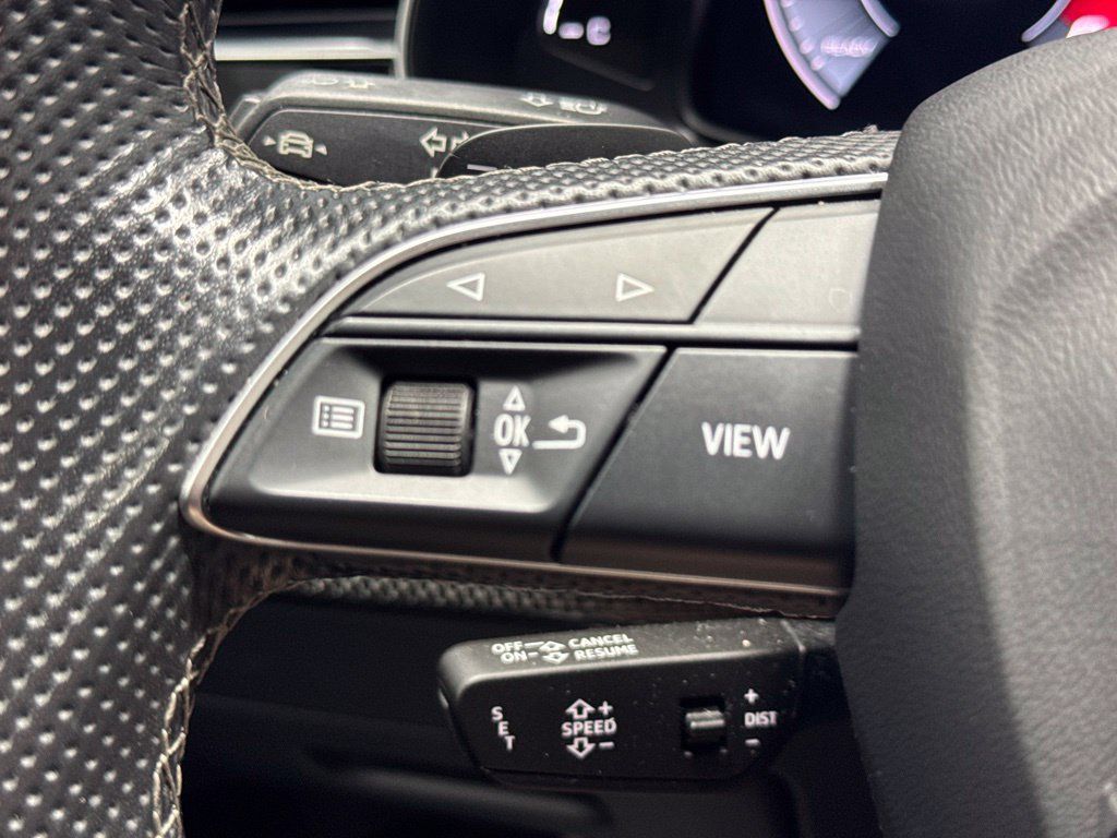 Used 2021 Audi SQ7 Premium Plus AWD/4WD image 10
