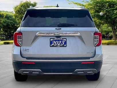 Certified 2023 Ford Explorer XLT w/ Equipment Group 202A
