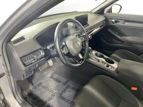 Used 2022 Honda Civic Sport image 9