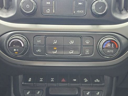 Used 2022 Chevrolet Colorado ZR2 AWD/4WD image 29