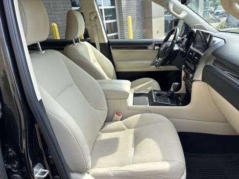 Used 2023 Lexus GX 460 Premium AWD/4WD image 34