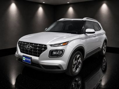 Used 2025 Hyundai Venue SEL
