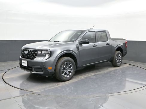 New 2025 Ford Maverick XLT w/ XLT Luxury Package image 31