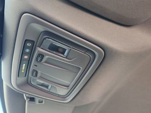 Used 2024 Chevrolet Silverado 1500 Custom image 25