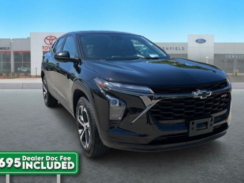 Used 2024 Chevrolet Trax RS w/ Driver Confidence Package FWD image 1