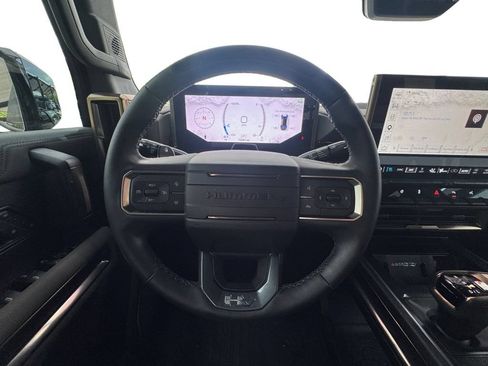 Certified 2025 GMC Hummer EV 3X w/ LPO, Sport Package AWD/4WD image 13
