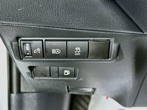 Certified 2023 Toyota Corolla Cross AWD Hybrid image 19