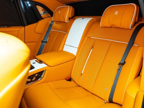 Used 2023 Rolls-Royce Phantom Sedan w/ The Phantom Package RWD image 65