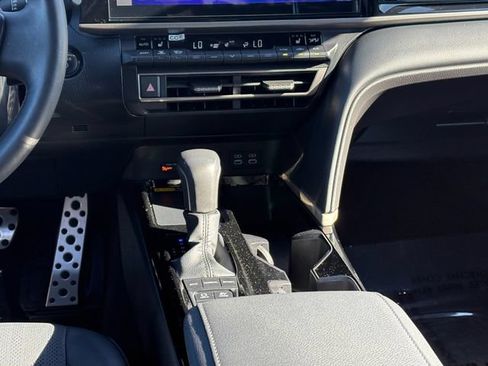 Used 2025 Toyota Camry XSE FWD image 17