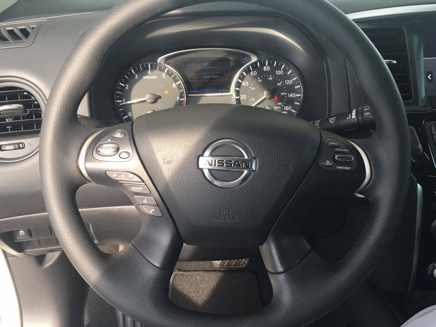 Used 2020 Nissan Pathfinder S FWD image 18