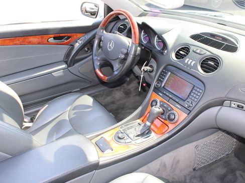 Used 2006 Mercedes-Benz SL 500 image 21