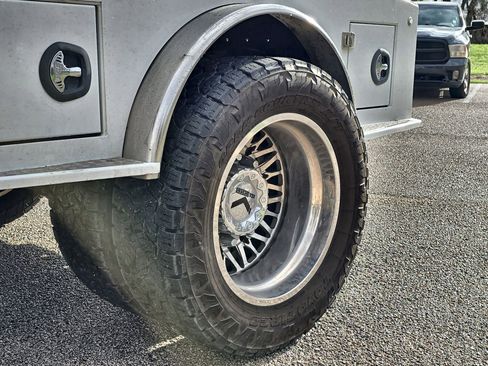 Used 2022 Ford F450 Limited image 10