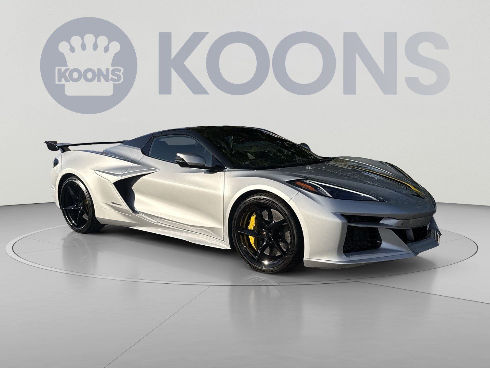 Used 2026 Chevrolet Corvette E-Ray w/ Stealth Interior Trim Package AWD/4WD image 8