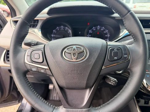 Used 2014 Toyota Avalon XLE FWD image 20