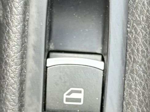 Used 2014 Volkswagen GTI Driver's Edition image 31