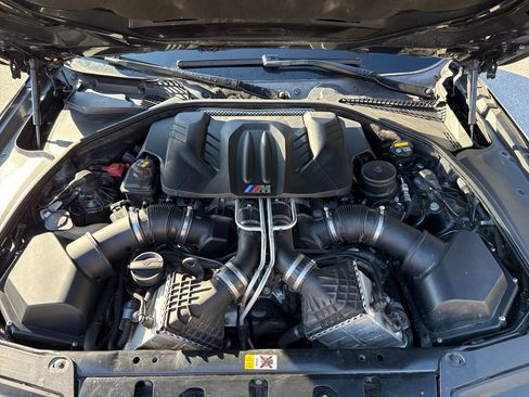 Used 2016 BMW M5 image 31