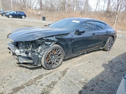 Used 2025 BMW M8 Competition image 3