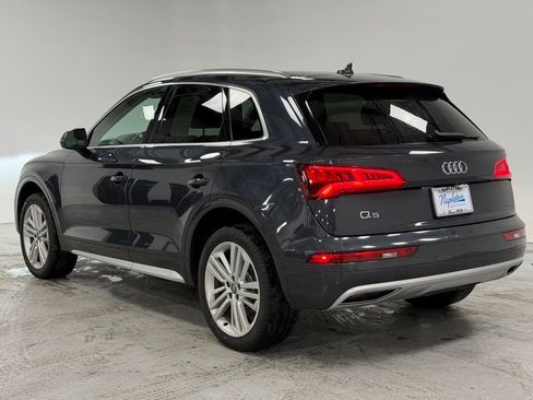 Used 2020 Audi Q5 2.0T Premium Plus w/ Premium Plus Package image 3