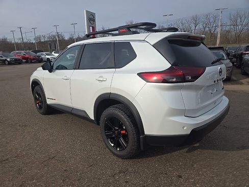 New 2026 Nissan Rogue SV w/ Rock Creek Premium Package AWD/4WD image 5