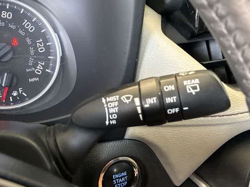 Used 2021 Toyota RAV4 XLE Premium FWD image 28