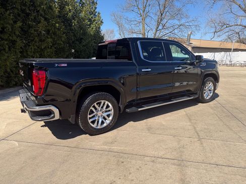 Used 2022 GMC Sierra 1500 SLT w/ SLT Premium Plus Package AWD/4WD image 7