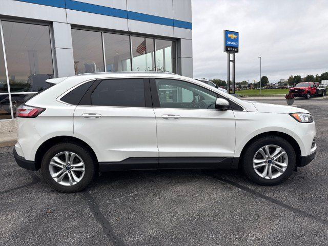 Used 2020 Ford Edge SEL w/ Convenience Package AWD/4WD image 2