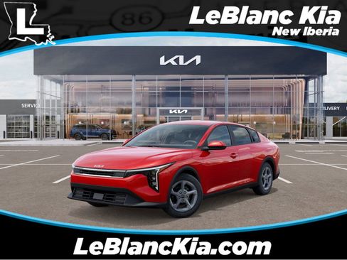 New 2025 Kia K4 LXS image 1