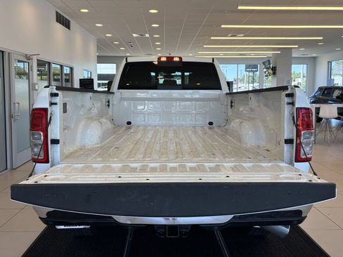 Used 2024 RAM 2500 Tradesman w/ Chrome Appearance Group AWD/4WD image 9
