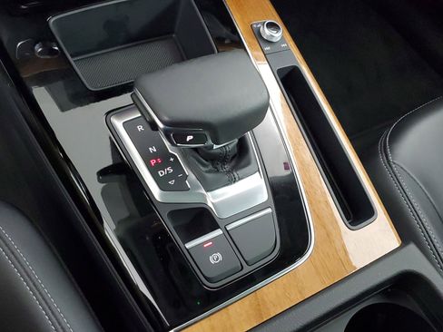 Certified 2023 Audi Q5 2.0T Premium w/ Convenience Package image 46