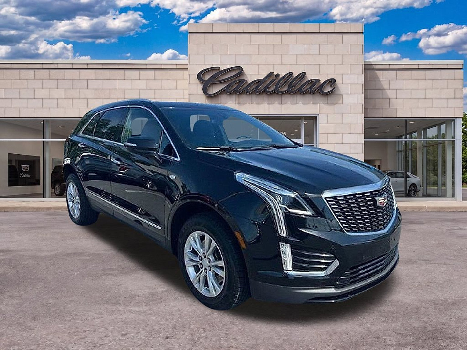 Used 2023 Cadillac XT5 Luxury FWD image 4