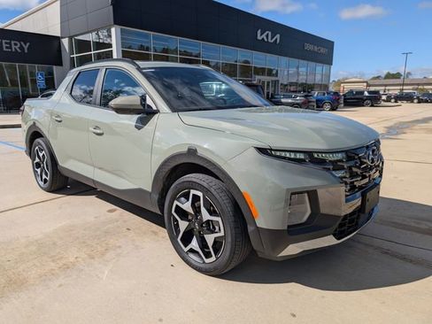 Used 2024 Hyundai Santa Cruz Limited image 1