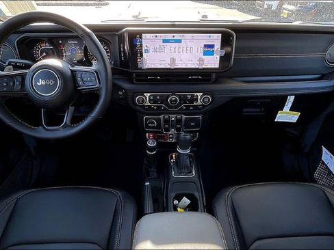 New 2025 Jeep Wrangler Unlimited Rubicon 392 image 7