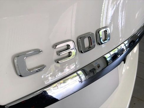 Used 2021 Mercedes-Benz C 300 Sedan image 8