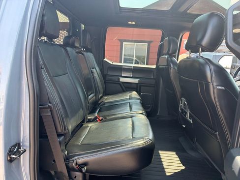 Used 2019 Ford F150 Lariat w/ Equipment Group 502A Luxury AWD/4WD image 14