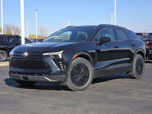 New 2026 Chevrolet Blazer EV LT image 2