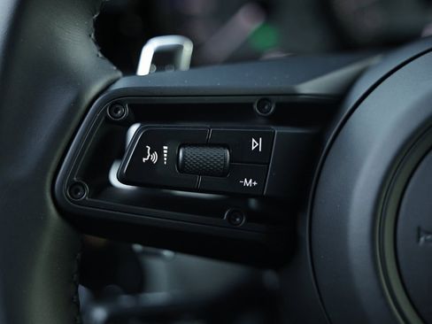 New 2026 Porsche Macan S image 39