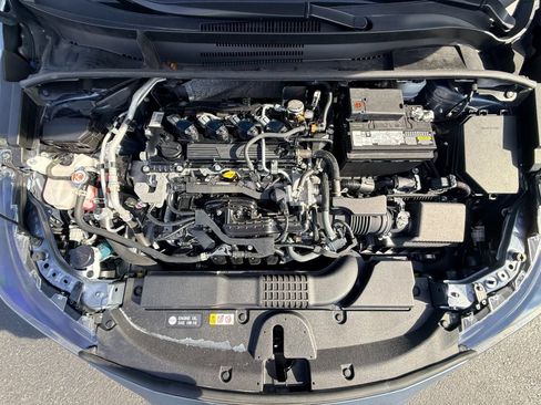 Used 2022 Toyota Corolla XSE w/ Carpet Mat Package (TMS) FWD image 4