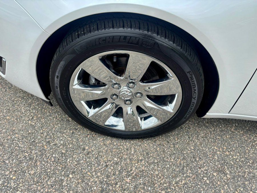 Used 2016 Buick Regal Premium w/ Driver Confidence Package #1 AWD/4WD image 37