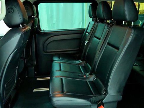 Used 2019 Mercedes-Benz Metris Passenger image 11