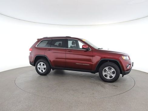 Used 2016 Jeep Grand Cherokee Laredo w/ Quick Order Package 23E AWD/4WD image 25