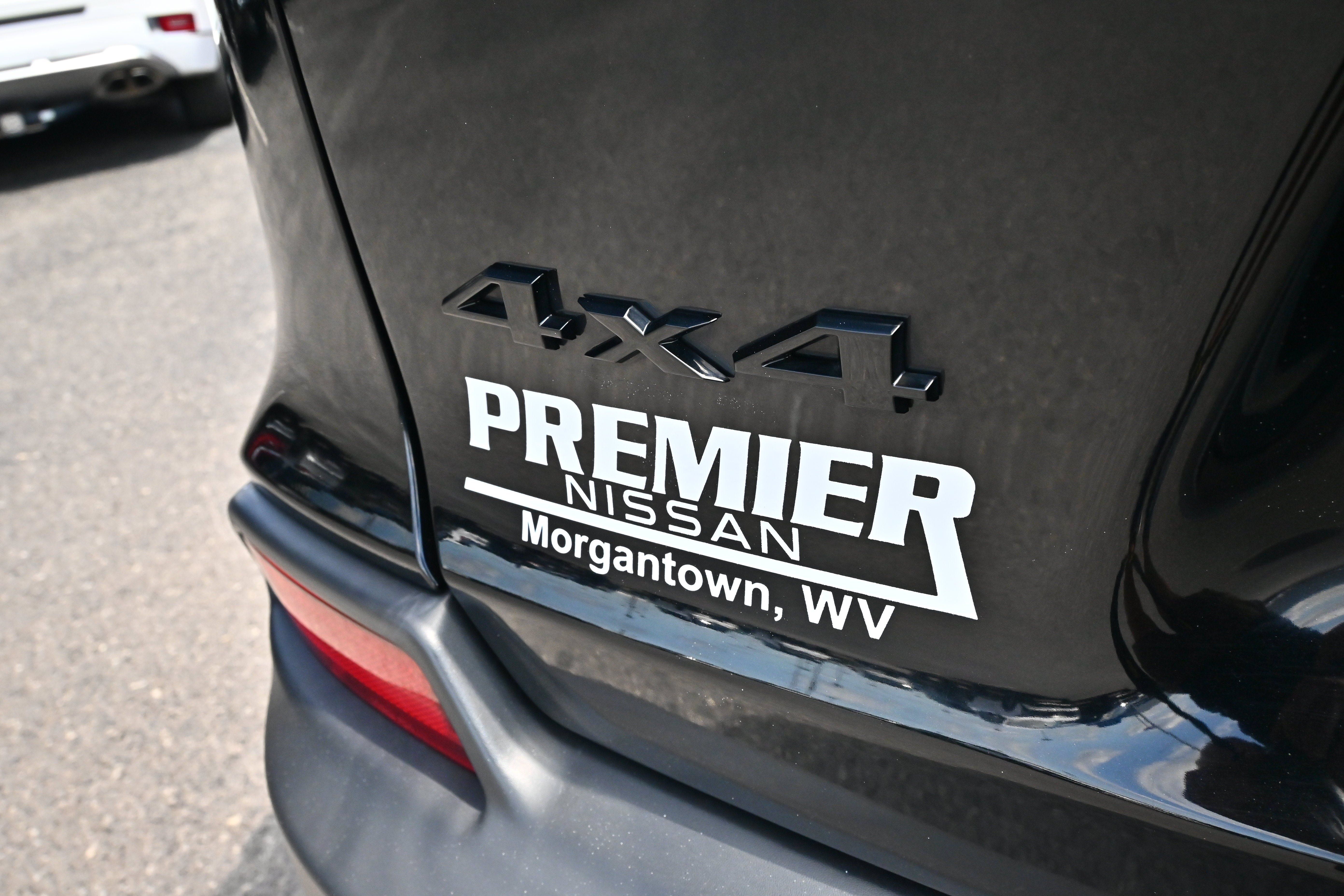 Used 2023 Jeep Cherokee Altitude Lux AWD/4WD image 9