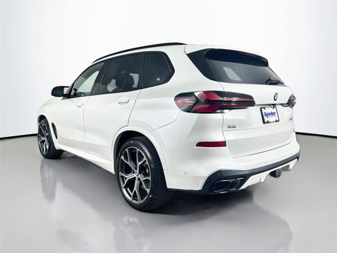 Used 2024 BMW X5 M60i AWD/4WD image 4