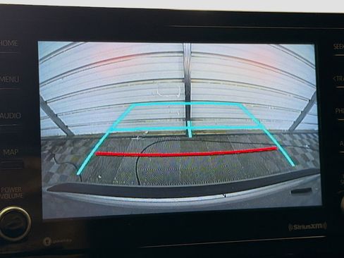 Used 2022 Toyota Corolla SE w/ Carpet Mat Package (TMS) image 16