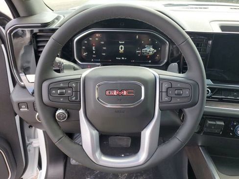 New 2026 GMC Sierra 1500 SLT image 23