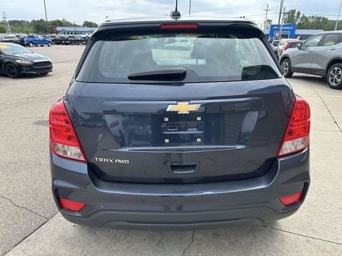 Used 2019 Chevrolet Trax LS AWD/4WD image 6